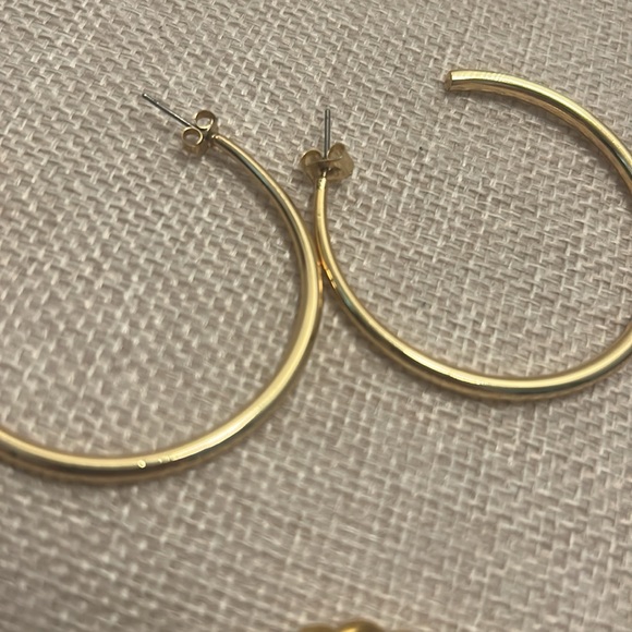 Elegant boho  Gold Hoop Earrings Set - Picture 4 of 5